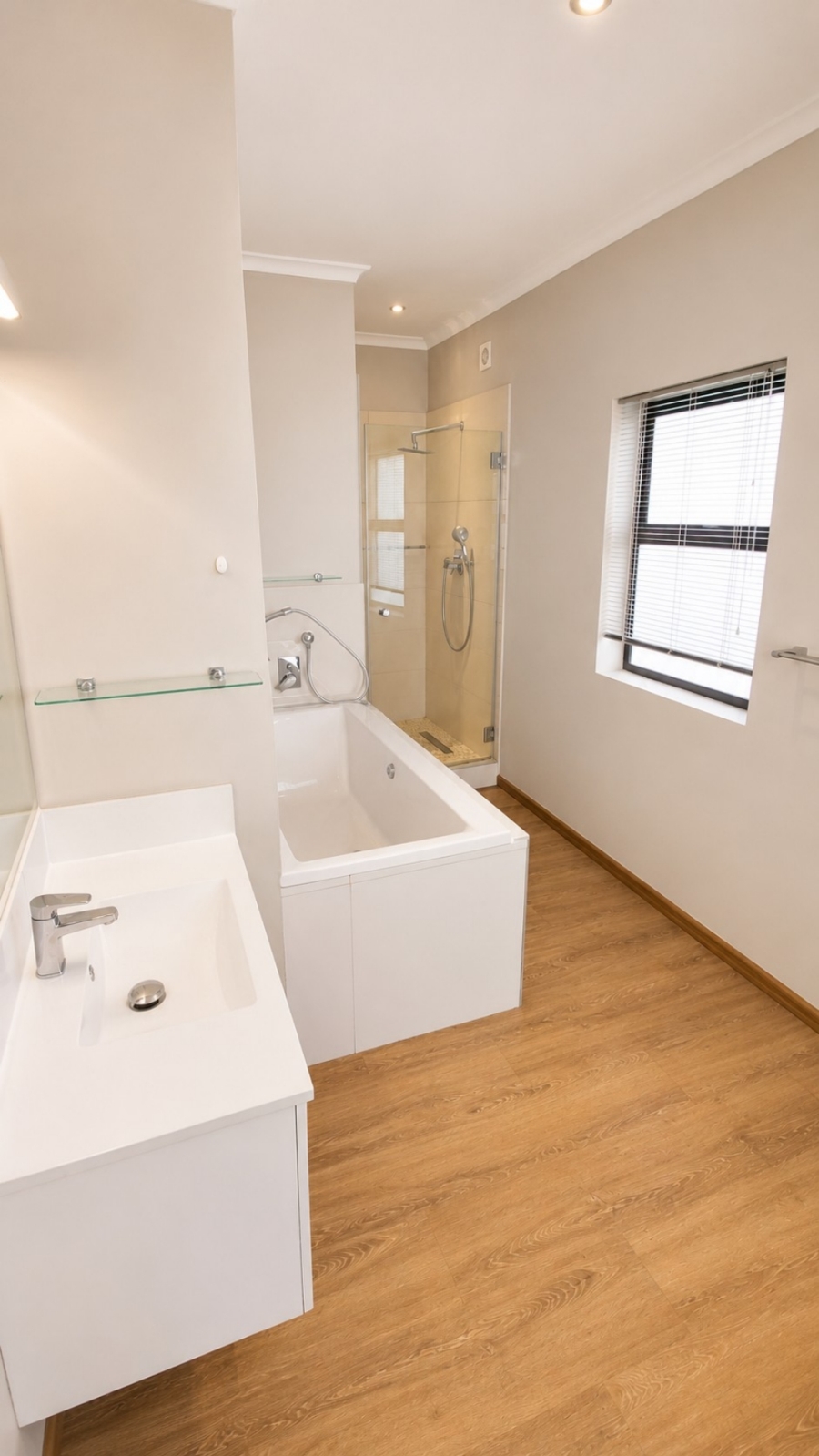 4 Bedroom Property for Sale in Admirals Kloof Western Cape